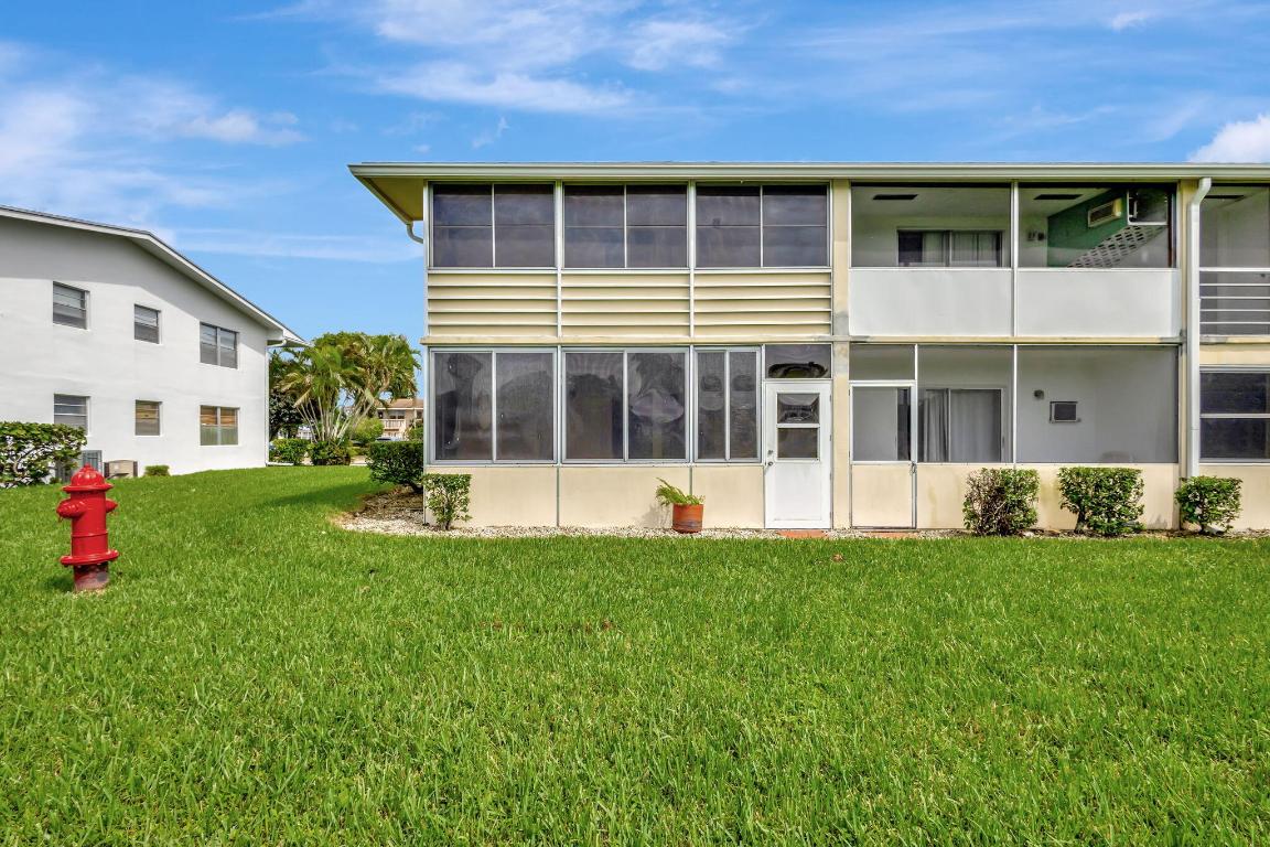 126 Berkshire F, West Palm Beach