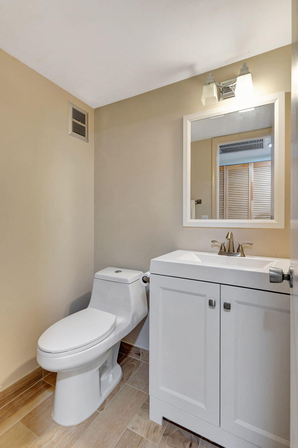 126 Berkshire F, West Palm Beach