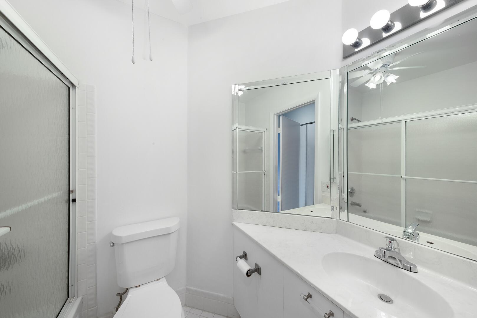 5131 Europa Drive, G, Boynton Beach Unit: G