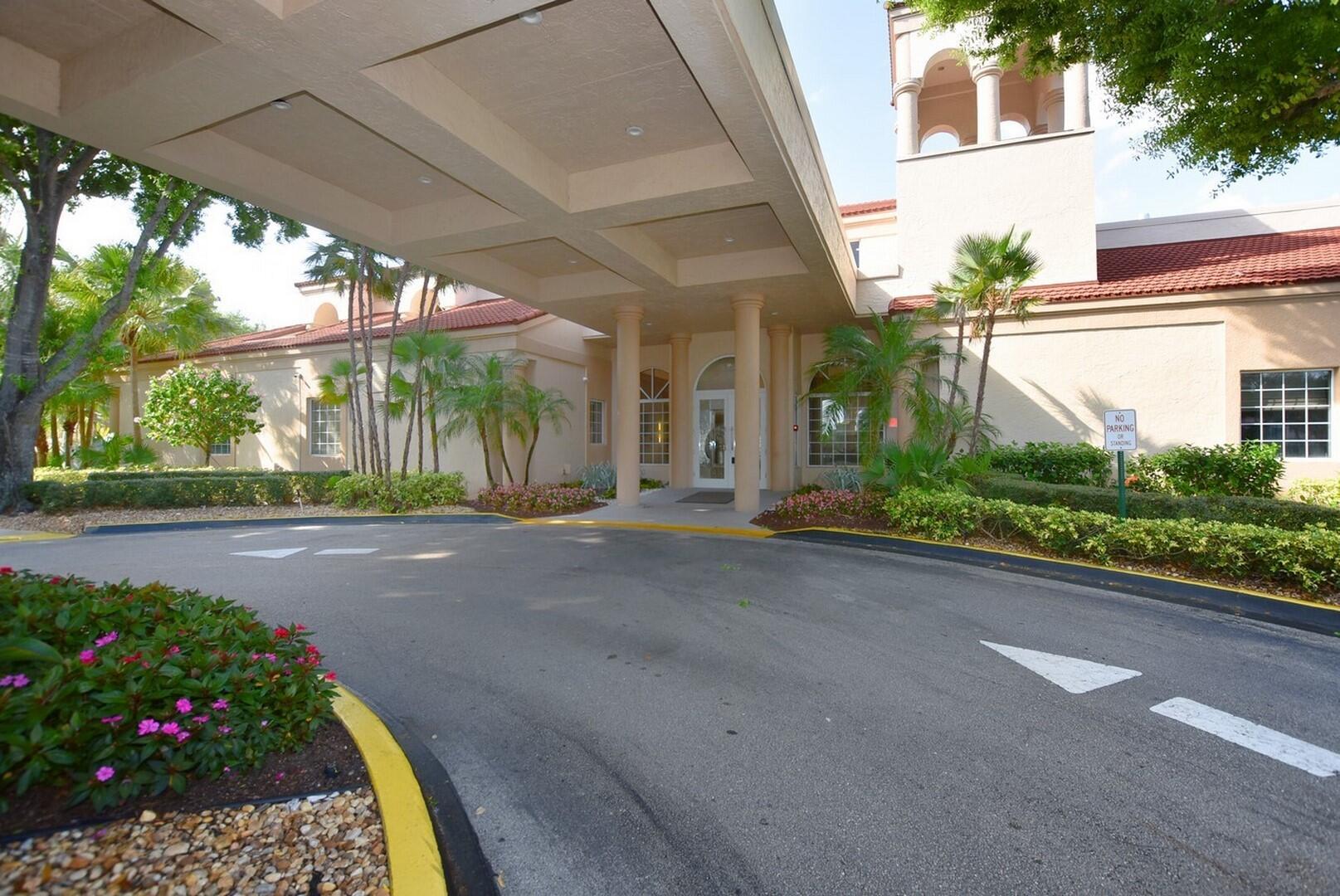 5131 Europa Drive, G, Boynton Beach Unit: G