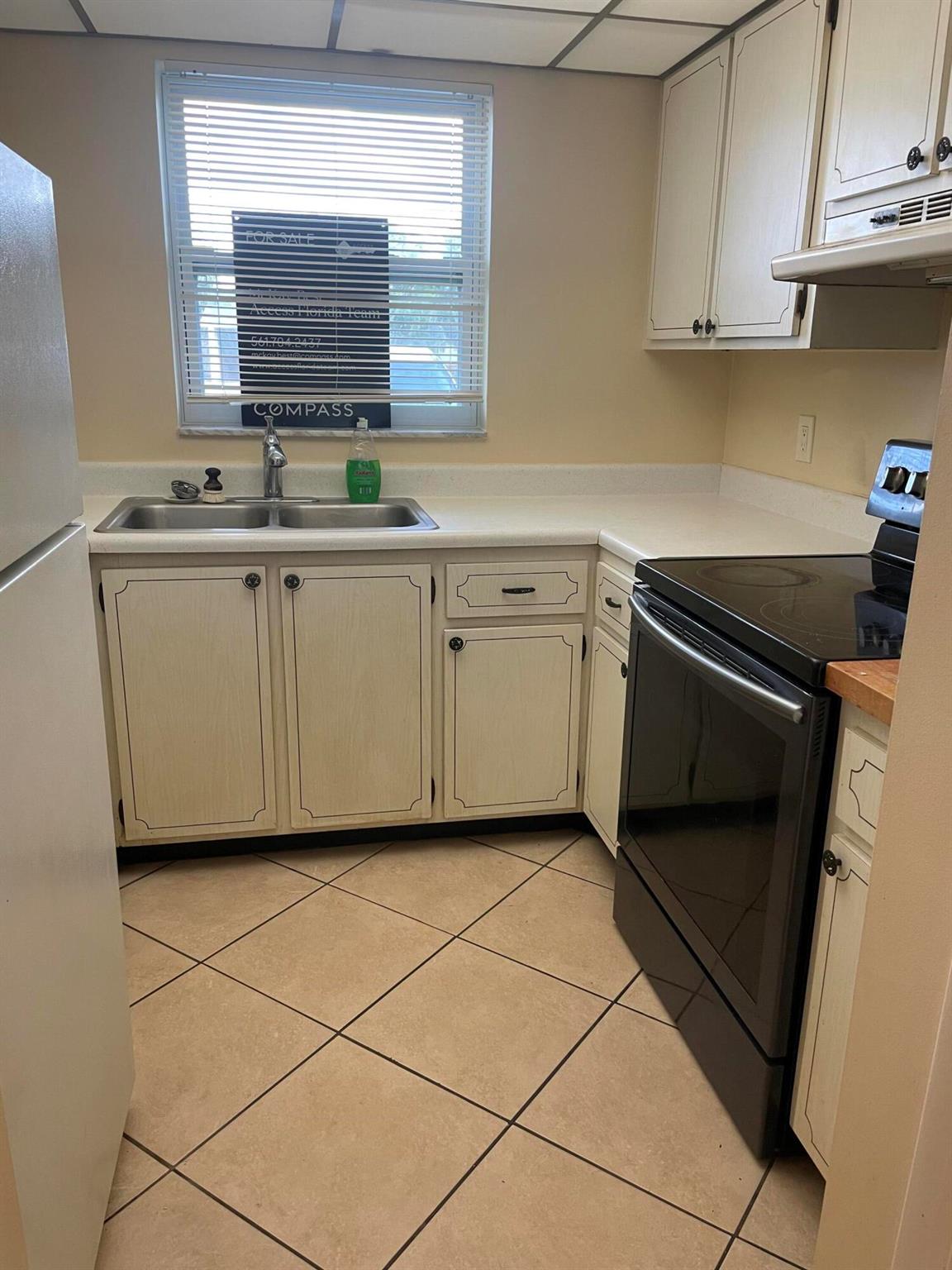 420 W Palm Street 2