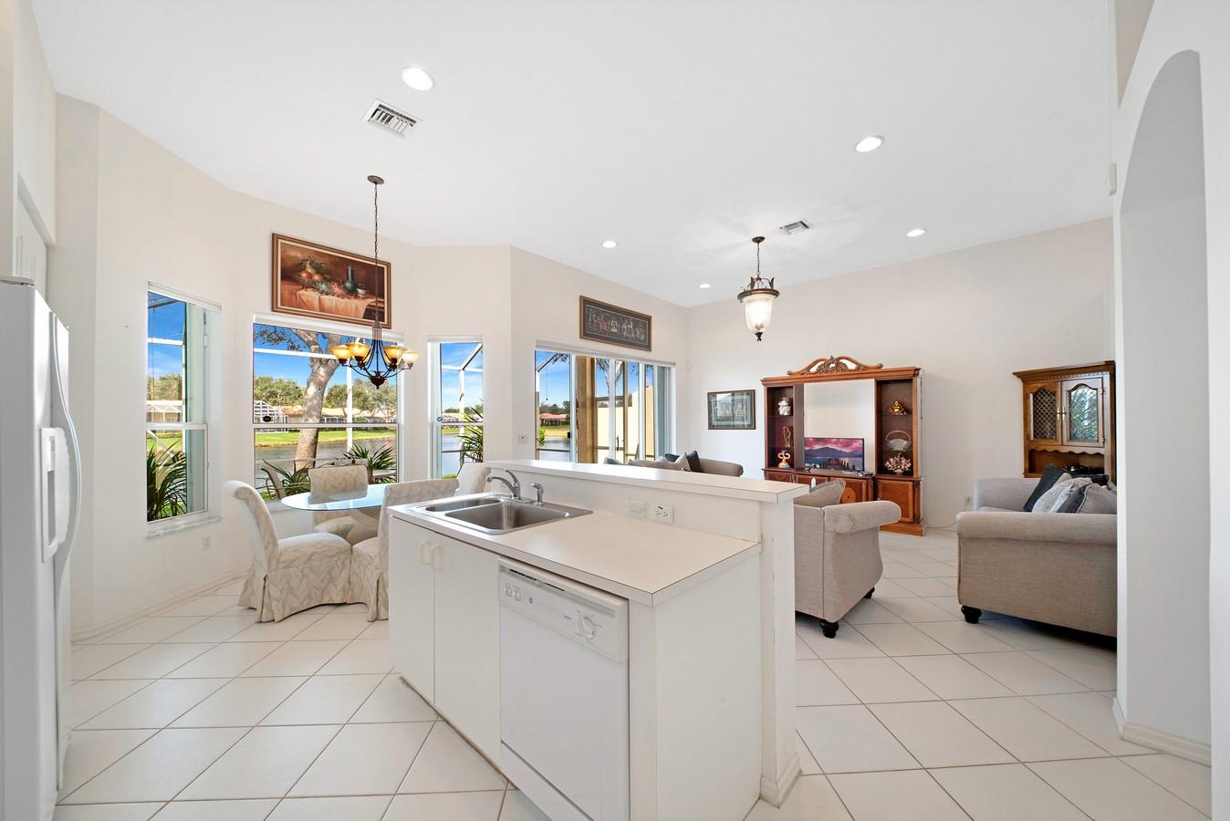 12370 Landrum Way, Boynton Beach