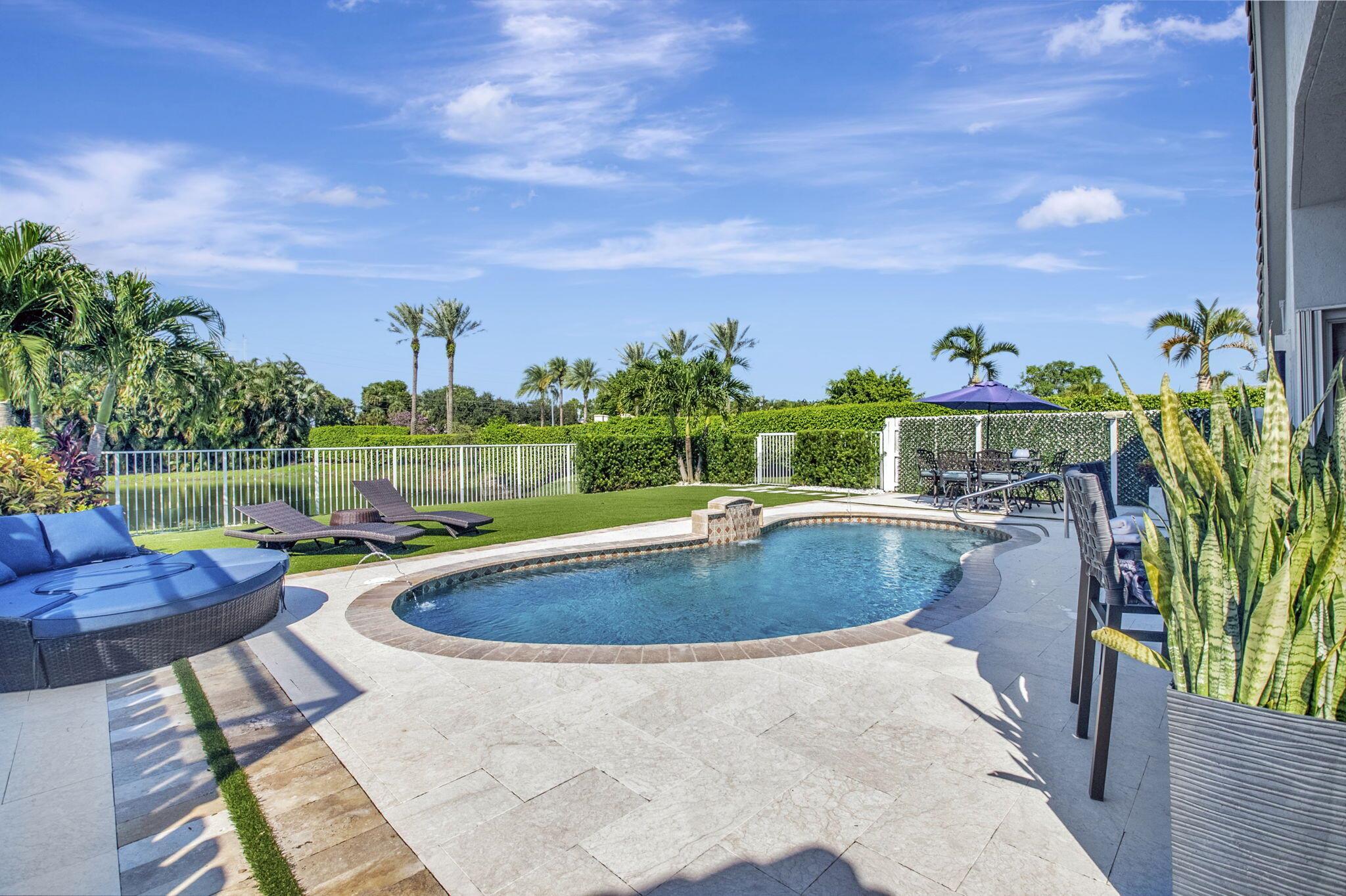 9115 Long Lake Palms Drive