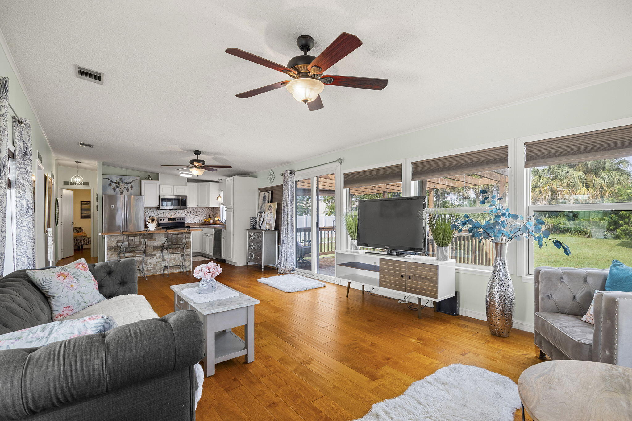 1657 Elkhart Circle