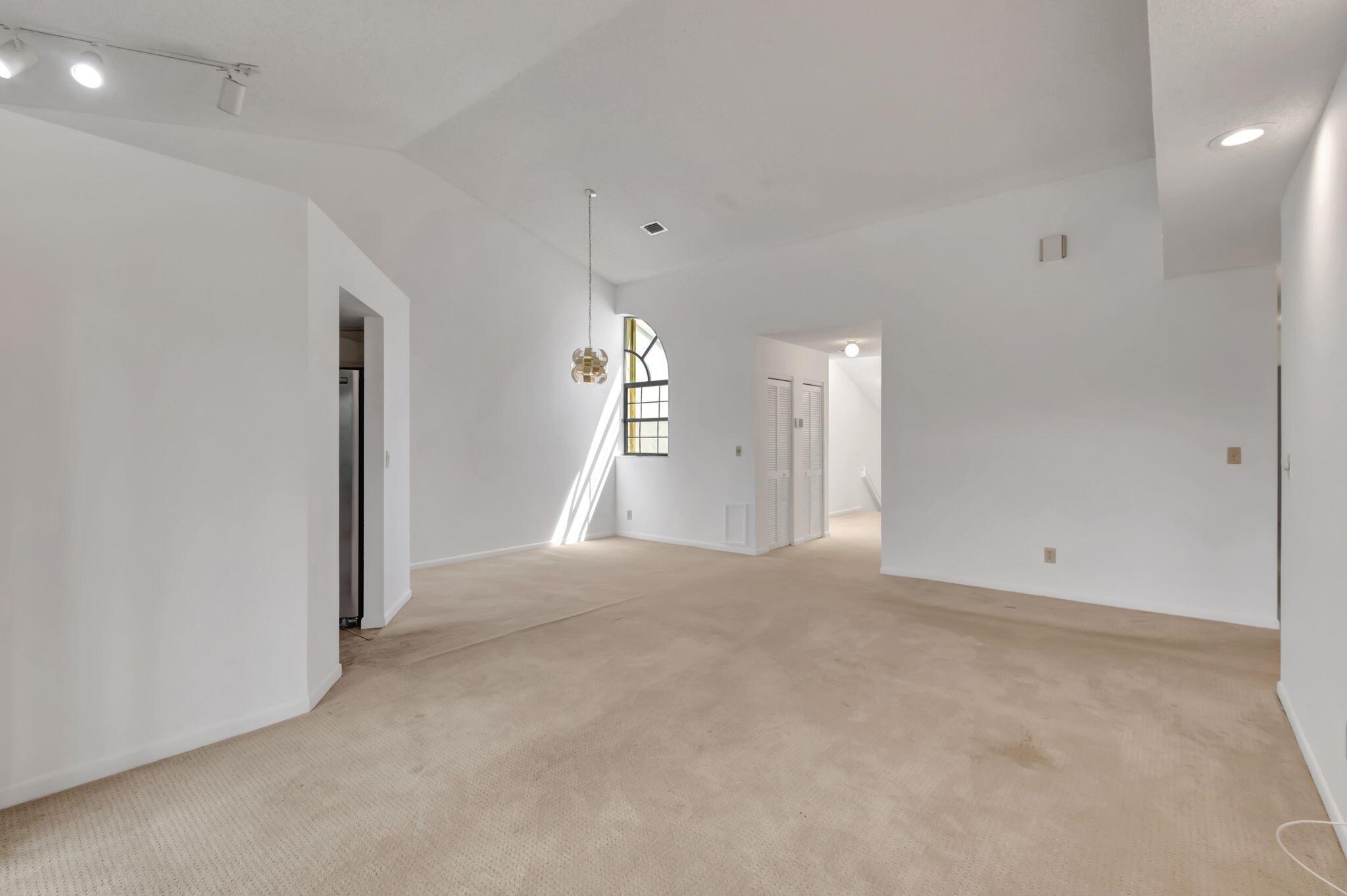 3306 Black Oak Court