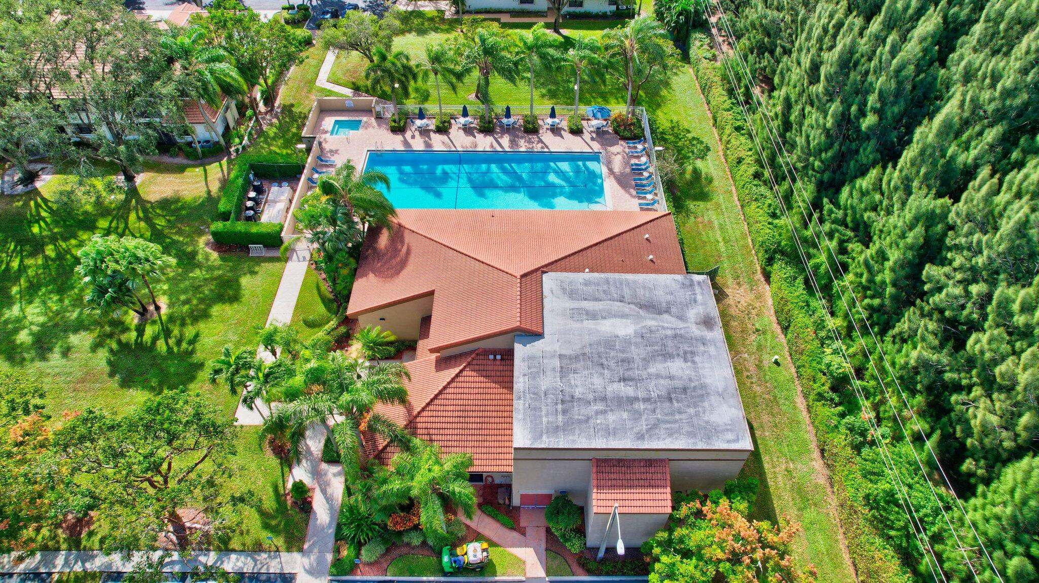 3306 Black Oak Court