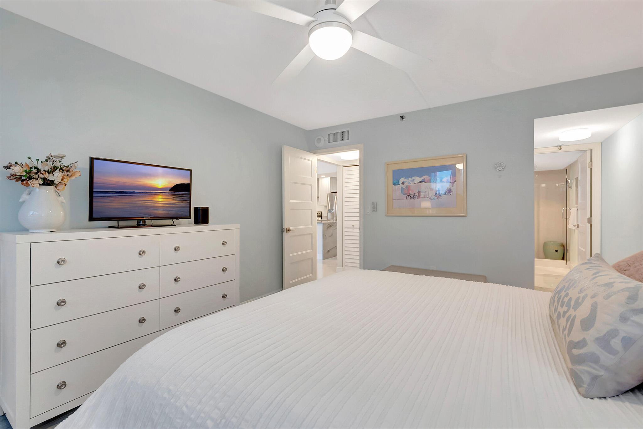 3912 S Ocean Boulevard 212