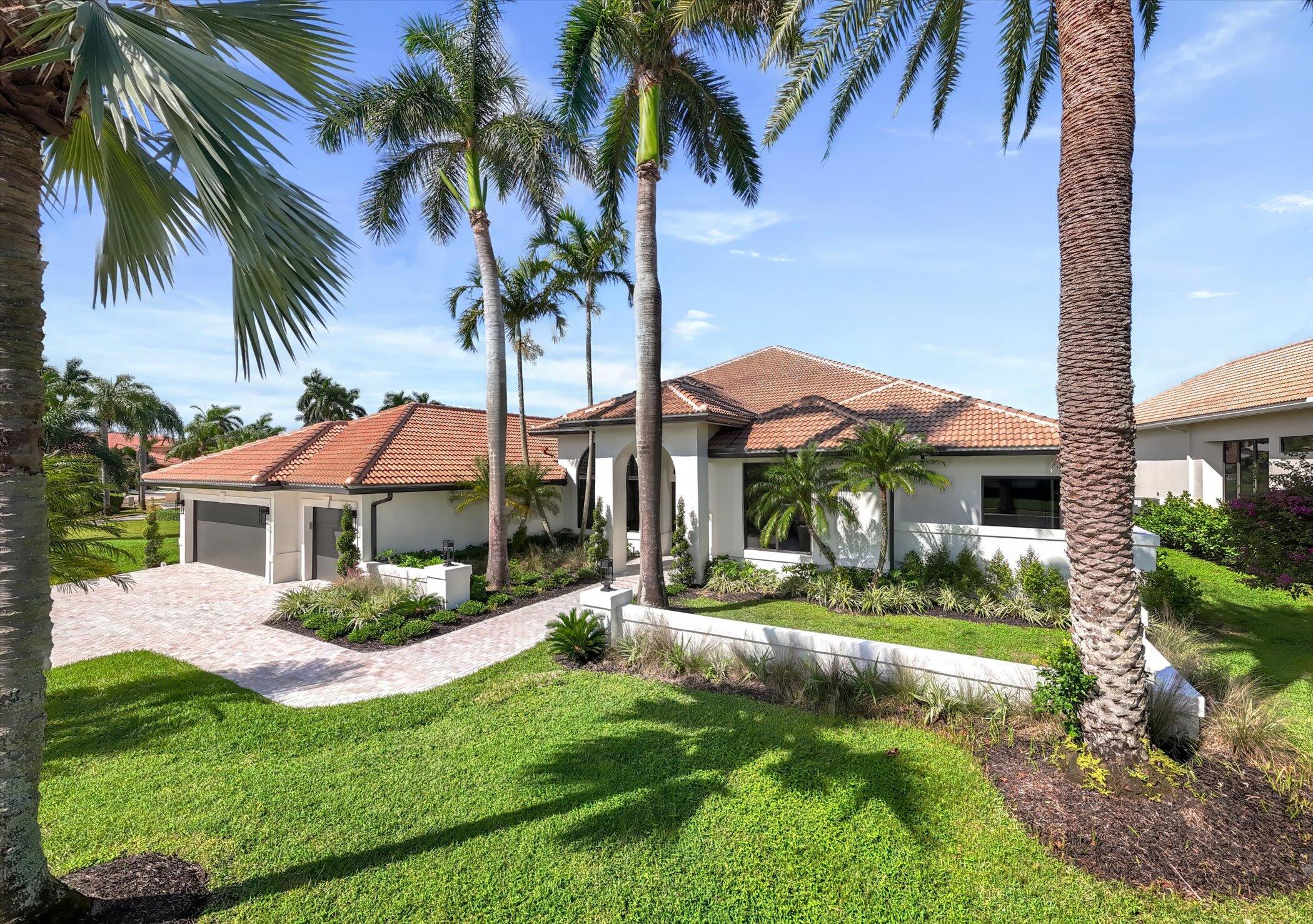 4459 Bocaire Boulevard