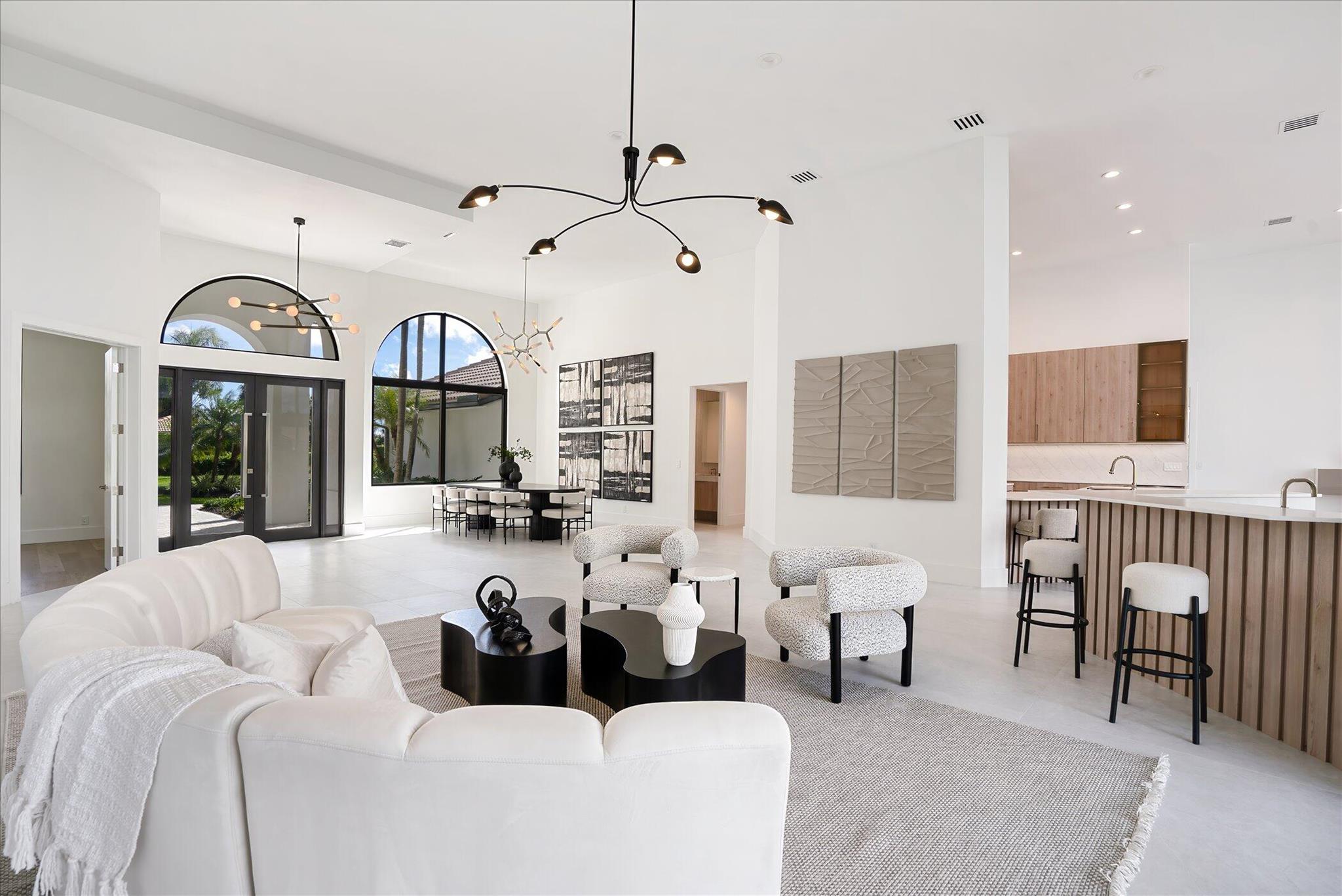 4459 Bocaire Boulevard