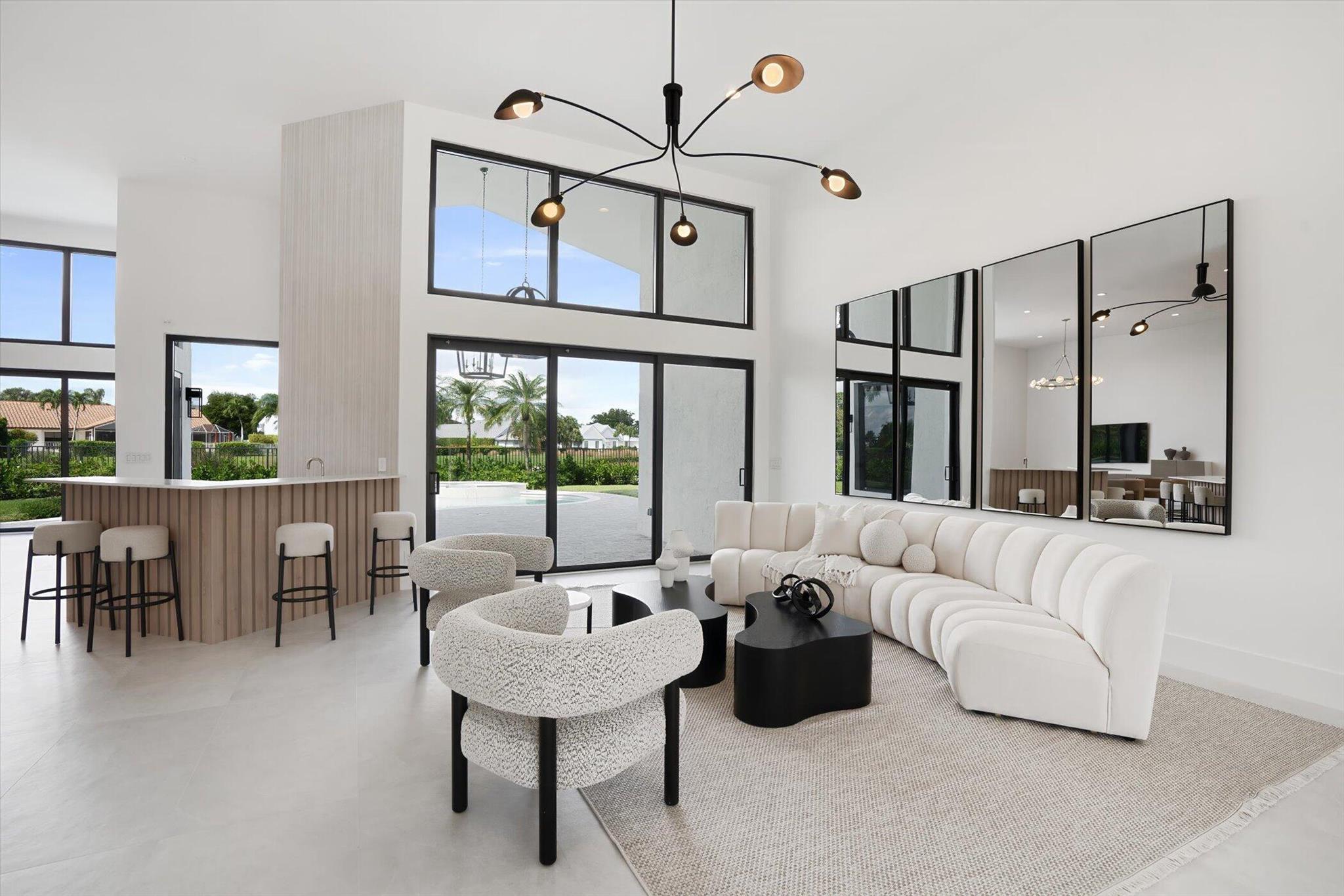 4459 Bocaire Boulevard