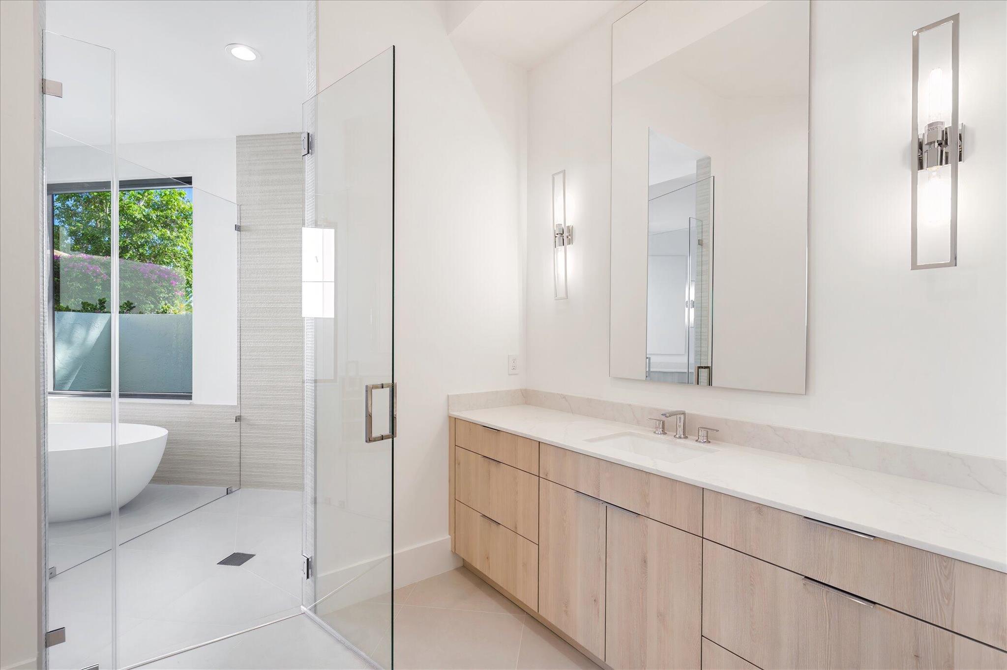 4459 Bocaire Boulevard