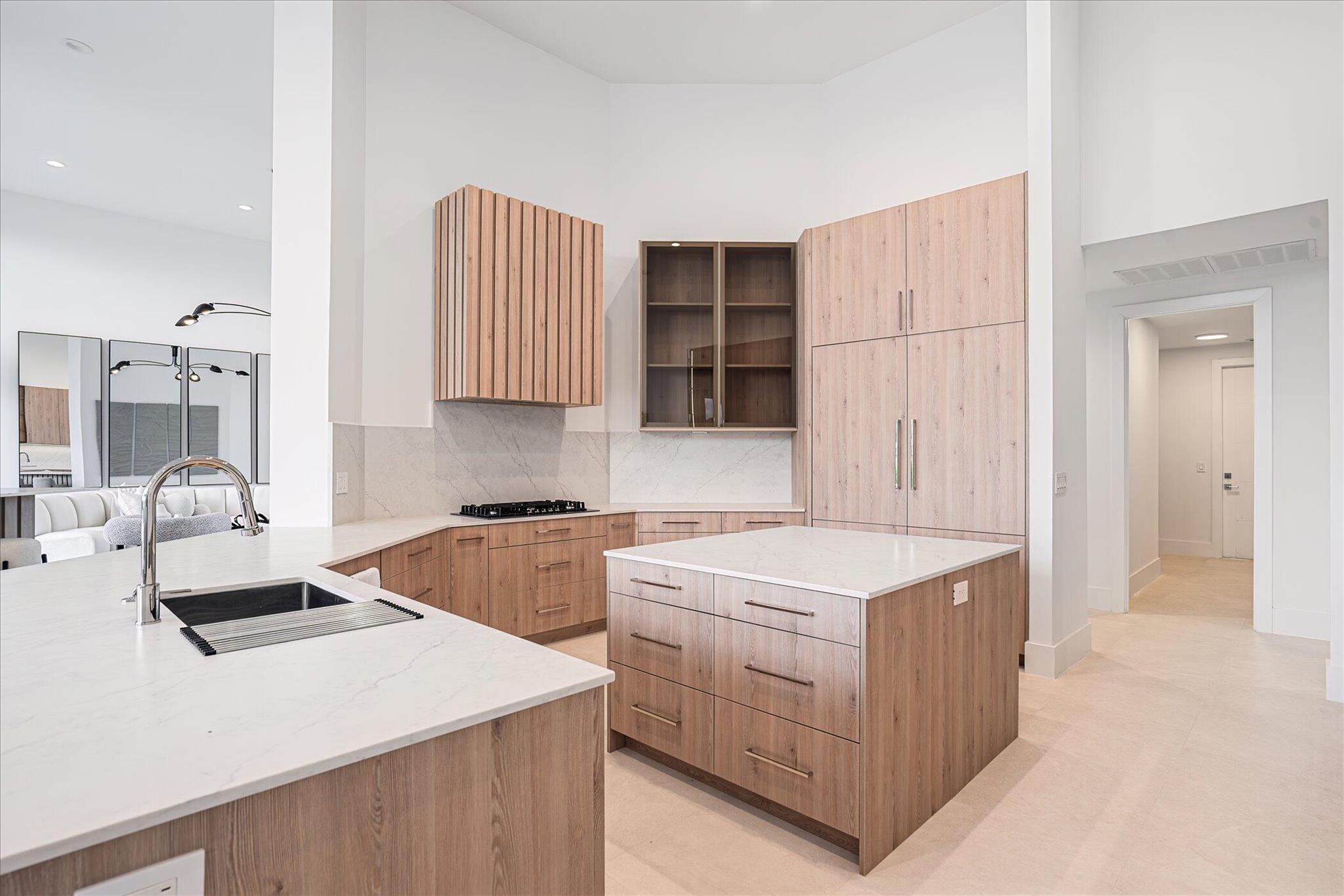 4459 Bocaire Boulevard