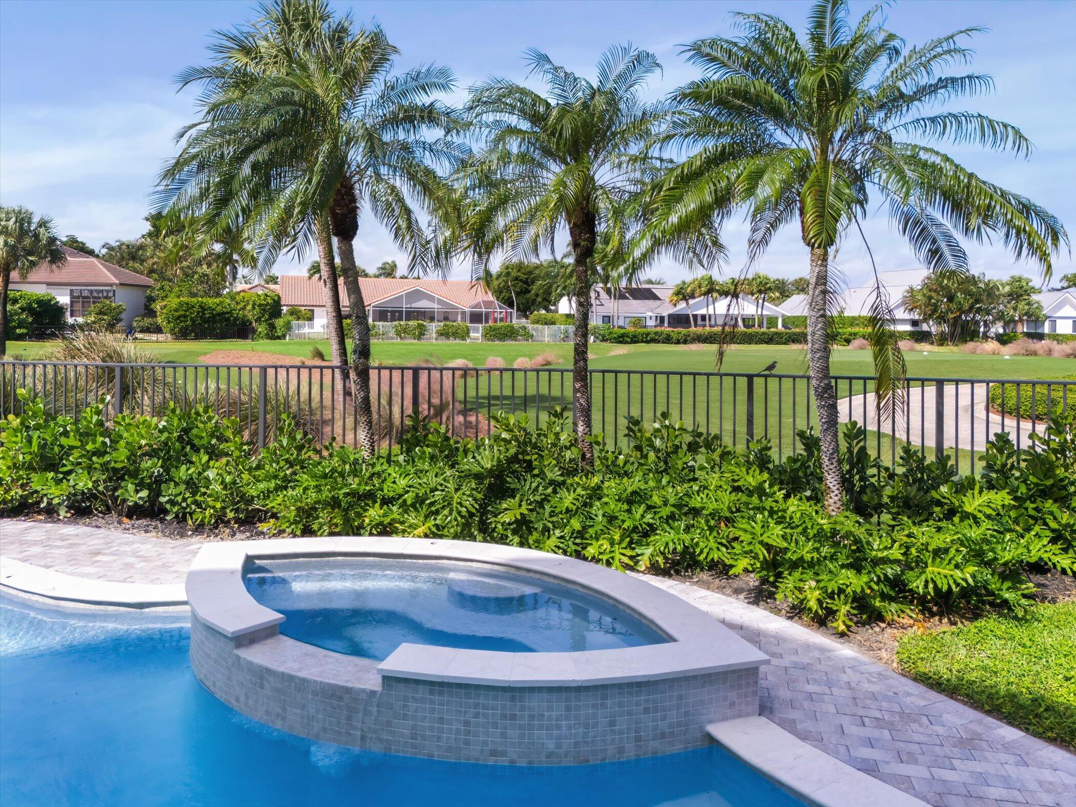 4459 Bocaire Boulevard