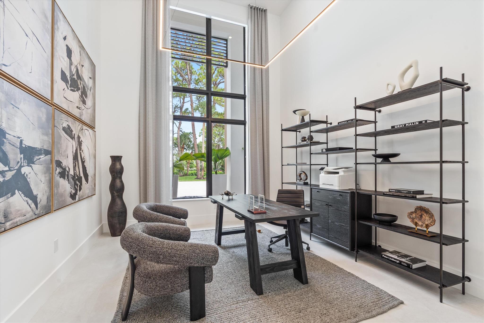 2520 Greenbriar Drive