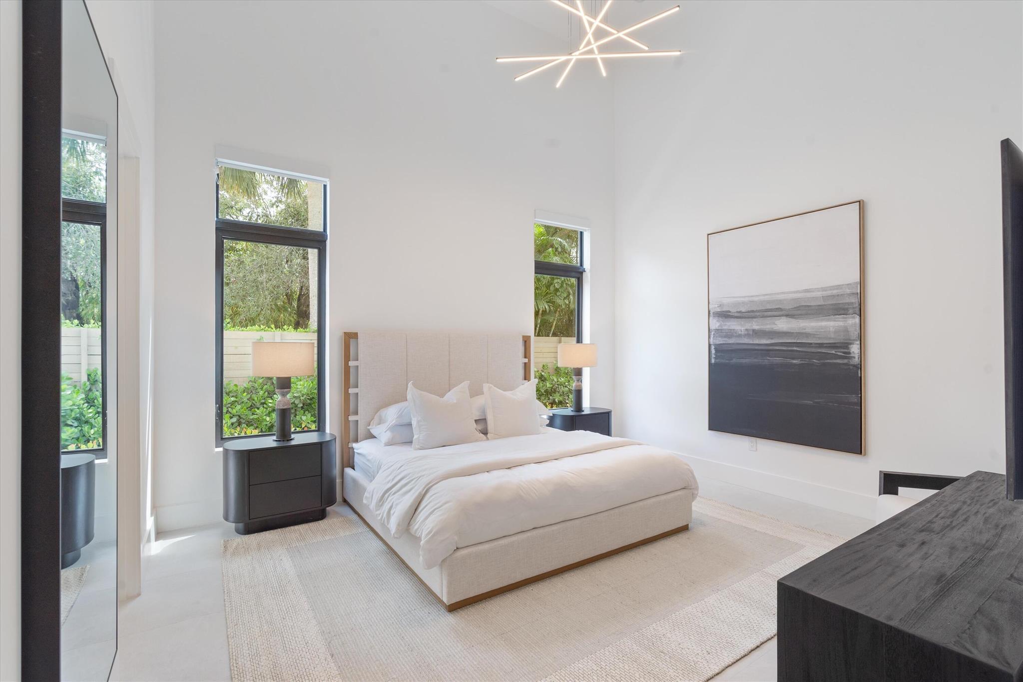 2520 Greenbriar Drive