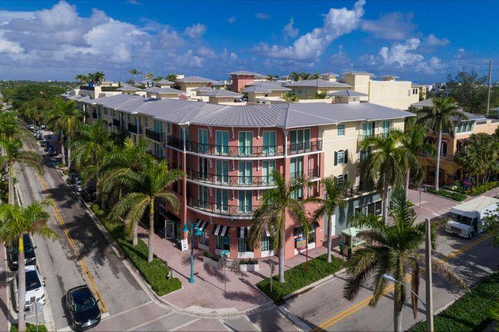 235 NE 1st Street 304