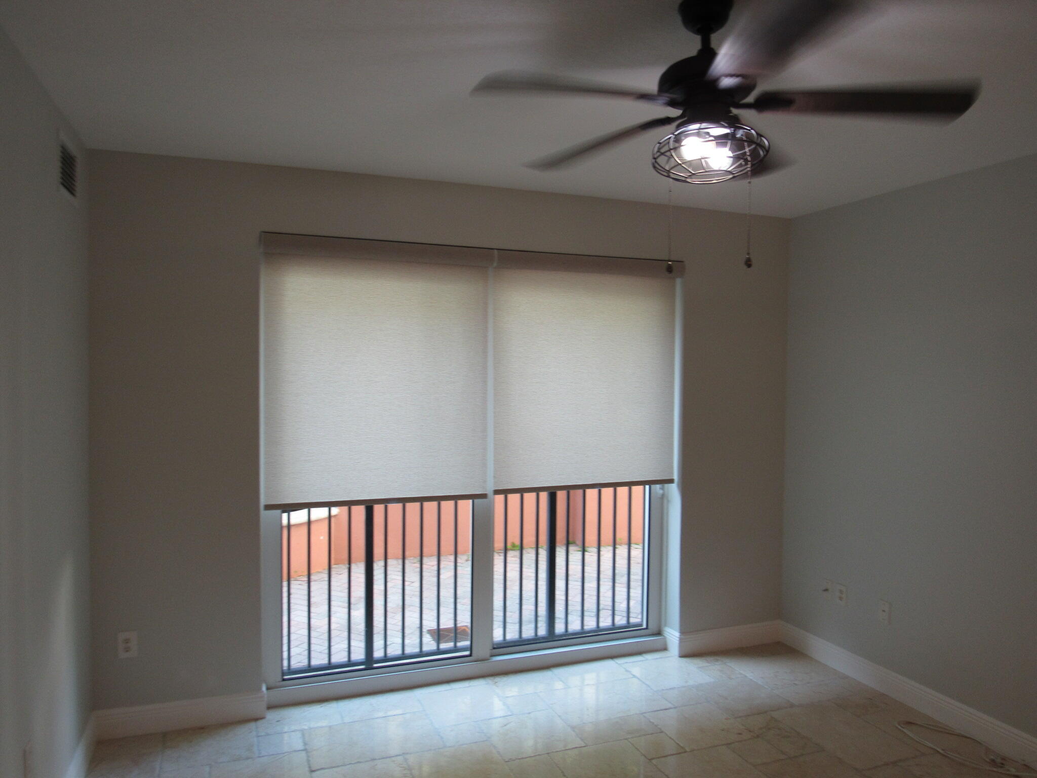 235 NE 1st Street 304