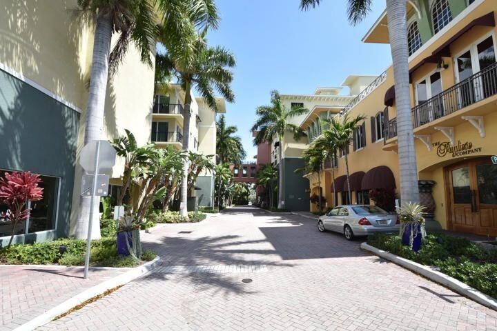 235 NE 1st Street 304