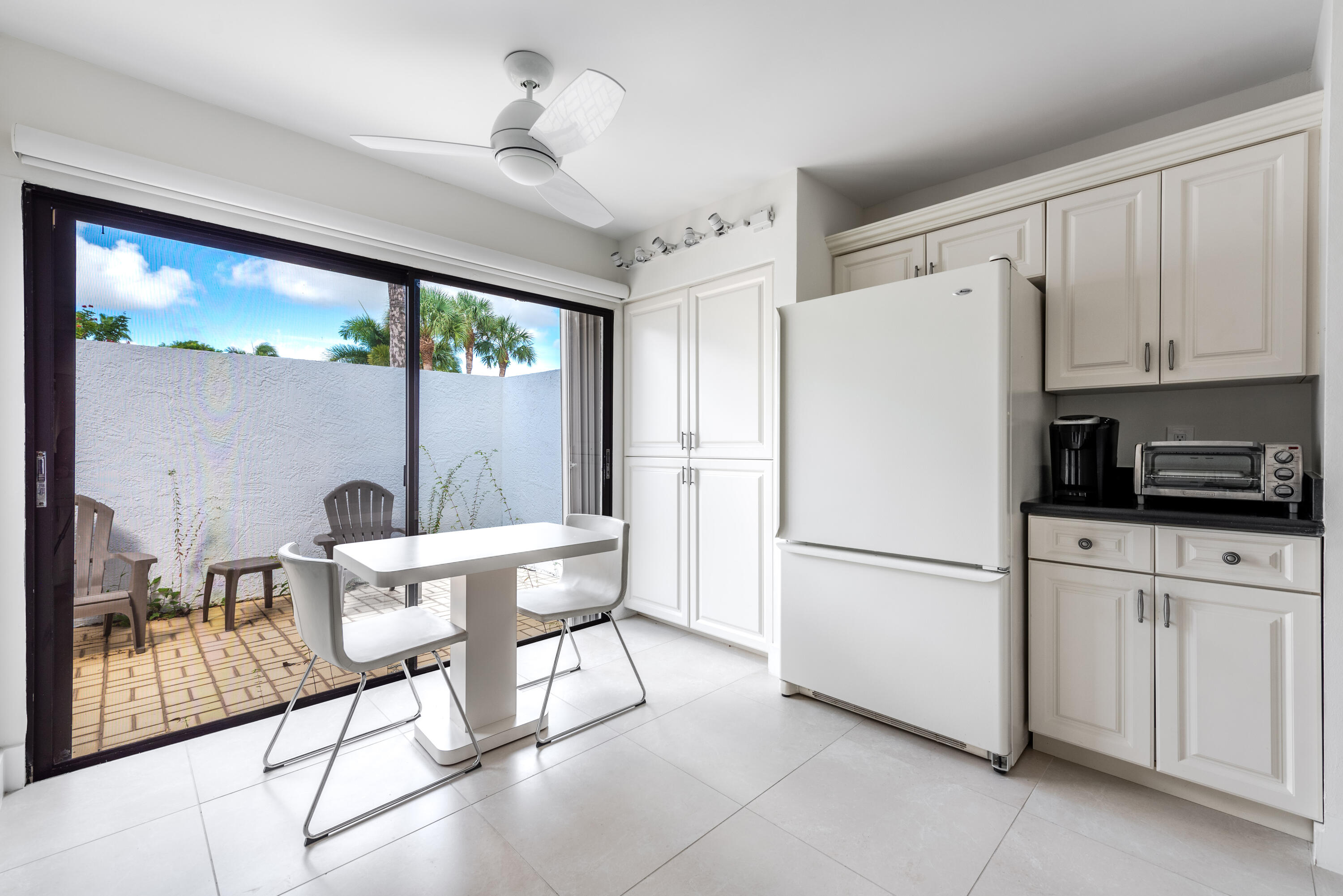 7677 Glendevon Lane, 1704, Delray Beach Unit: 1704