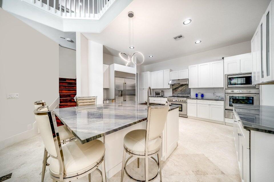 21842 Cypress Palm Court