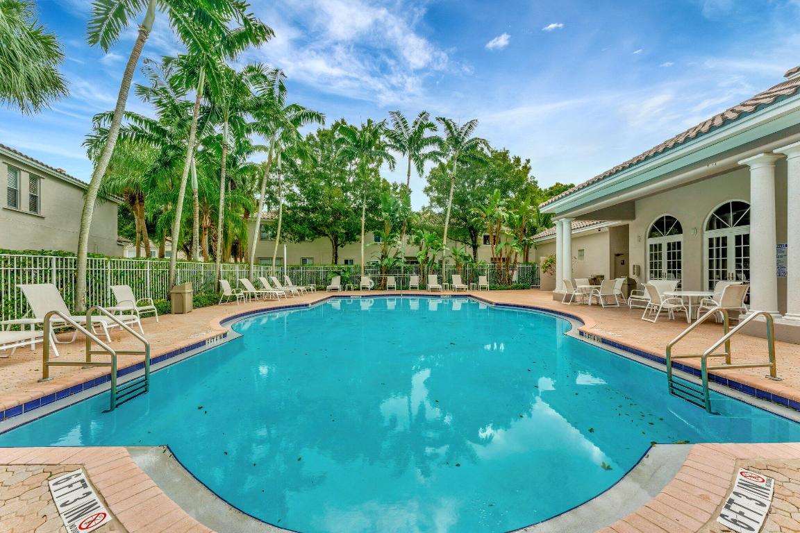 4734 NW Nw 57 Th Place