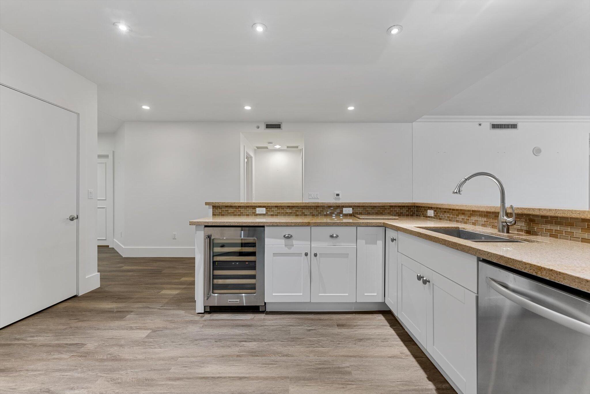 455 E Palmetto Park Road 6e