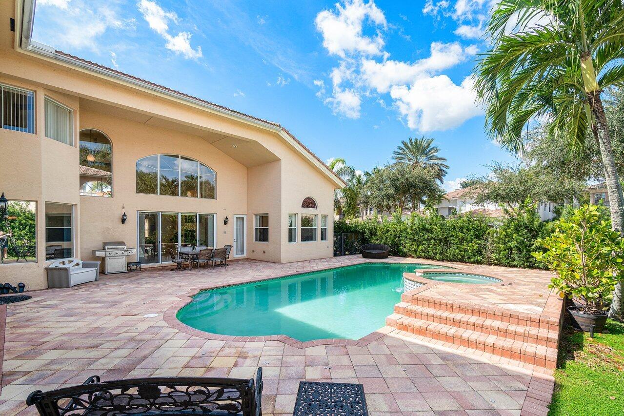 8674 Yellow Rose Court ()