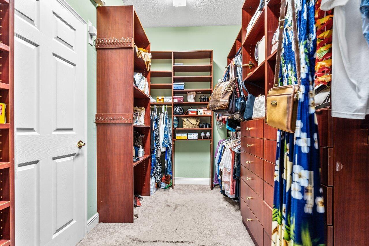 5255 NW 95th Avenue ()