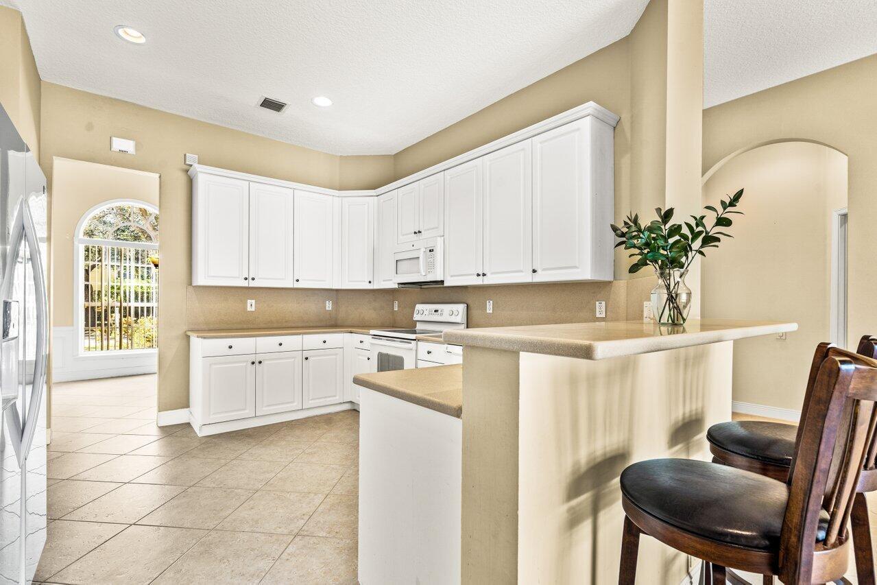 5255 NW 95th Avenue ()