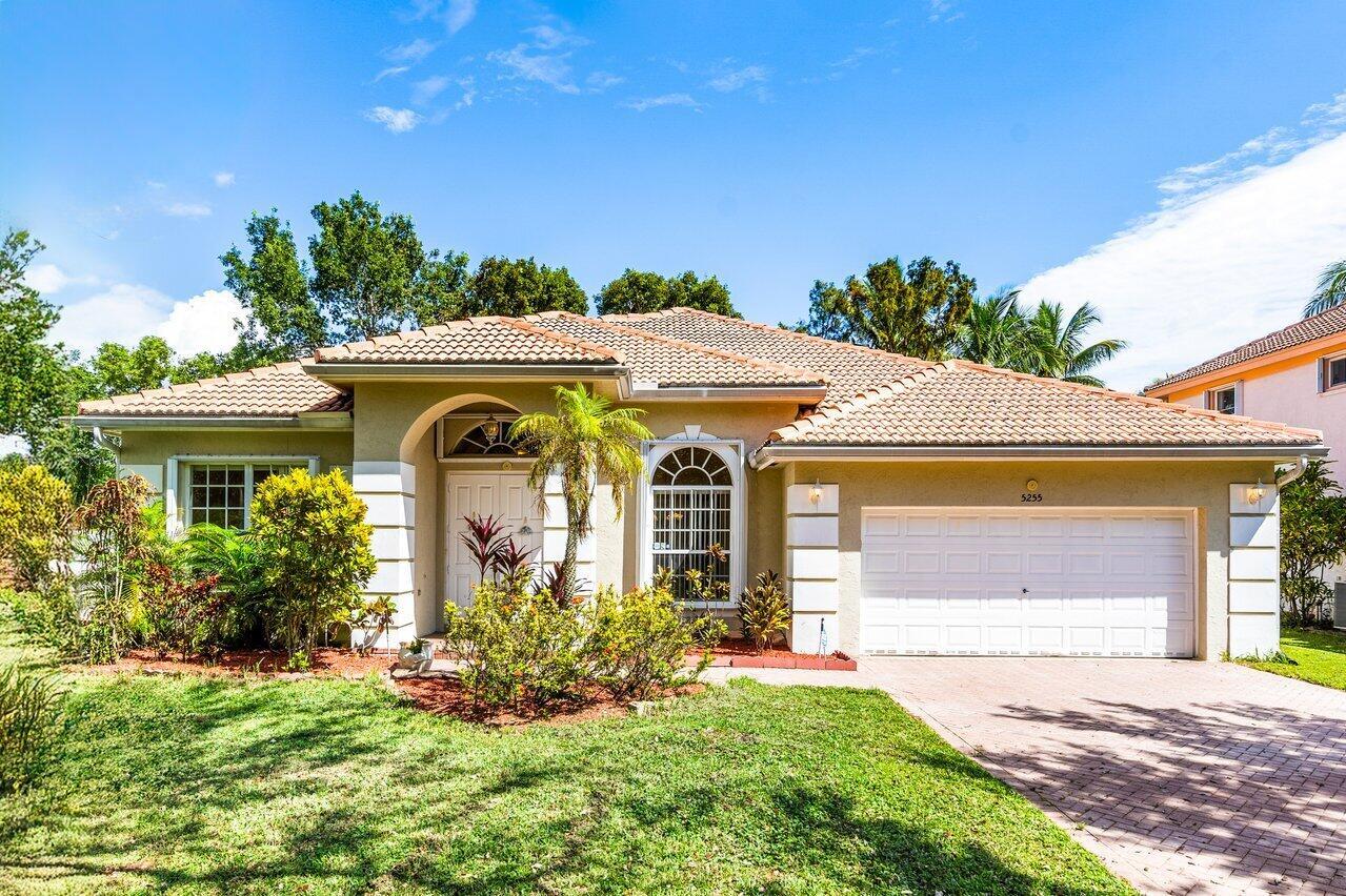 5255 NW 95th Avenue ()