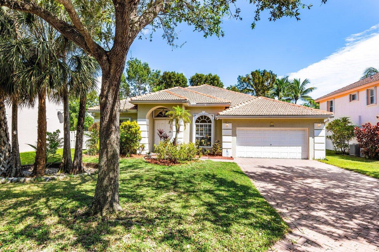 5255 NW 95th Avenue ()