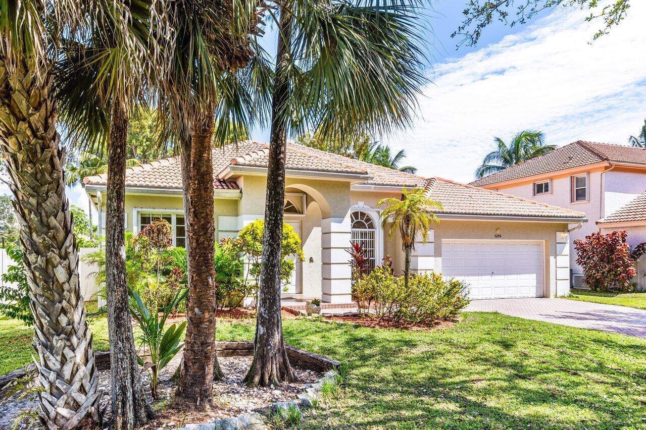 5255 NW 95th Avenue ()