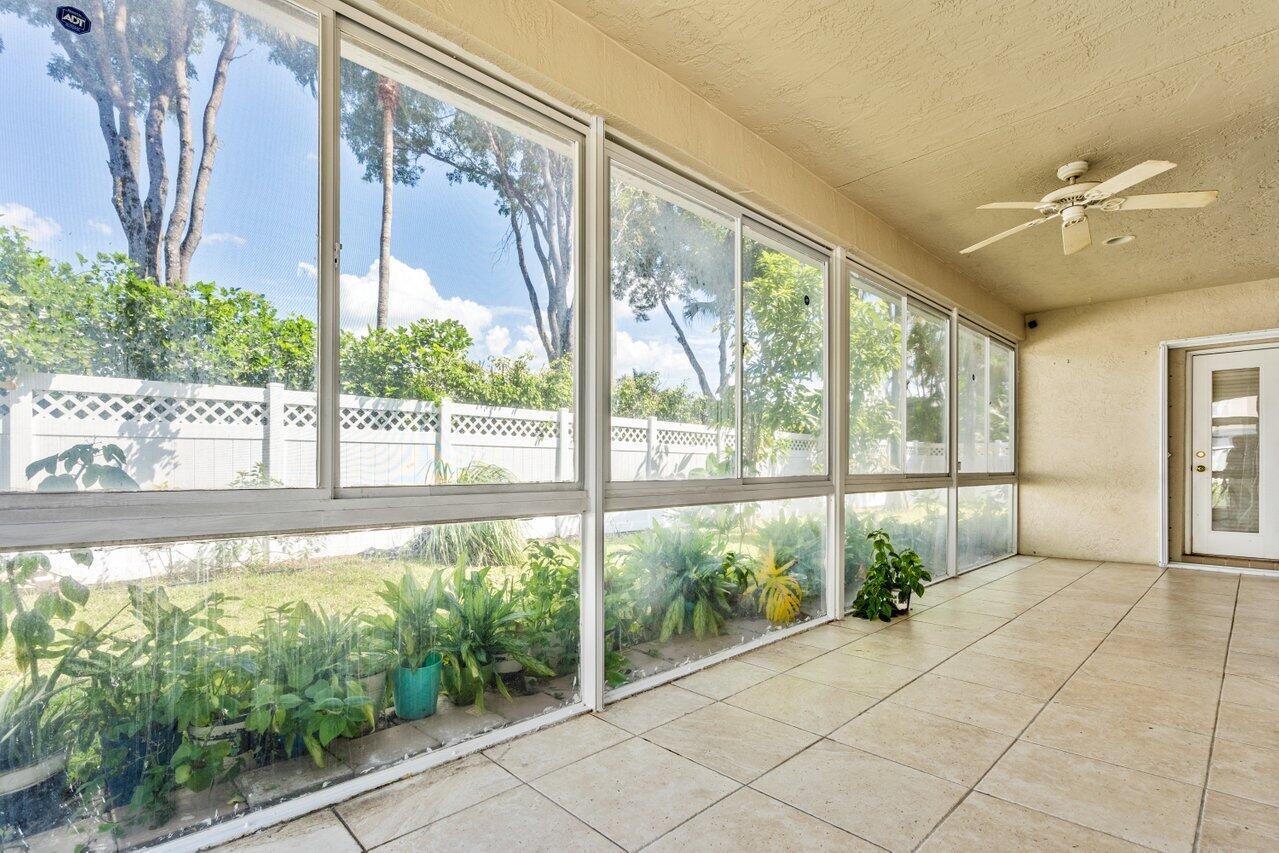 5255 NW 95th Avenue ()