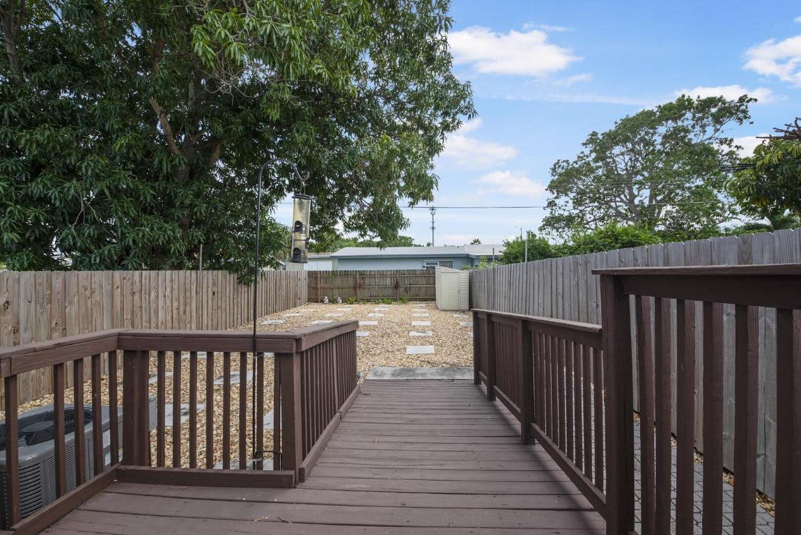 526 W Perry Street C, Lantana Unit: C