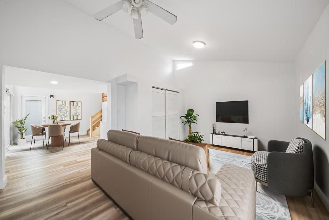 526 W Perry Street C, Lantana Unit: C