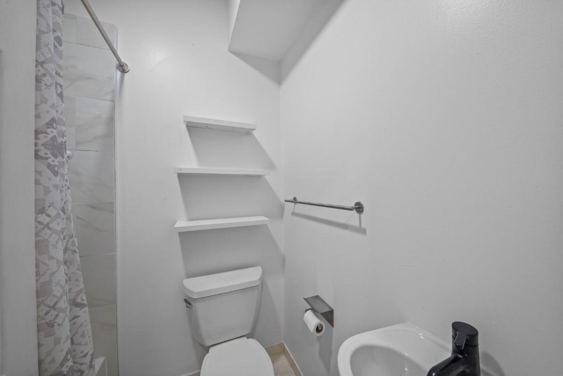 526 W Perry Street C, Lantana Unit: C