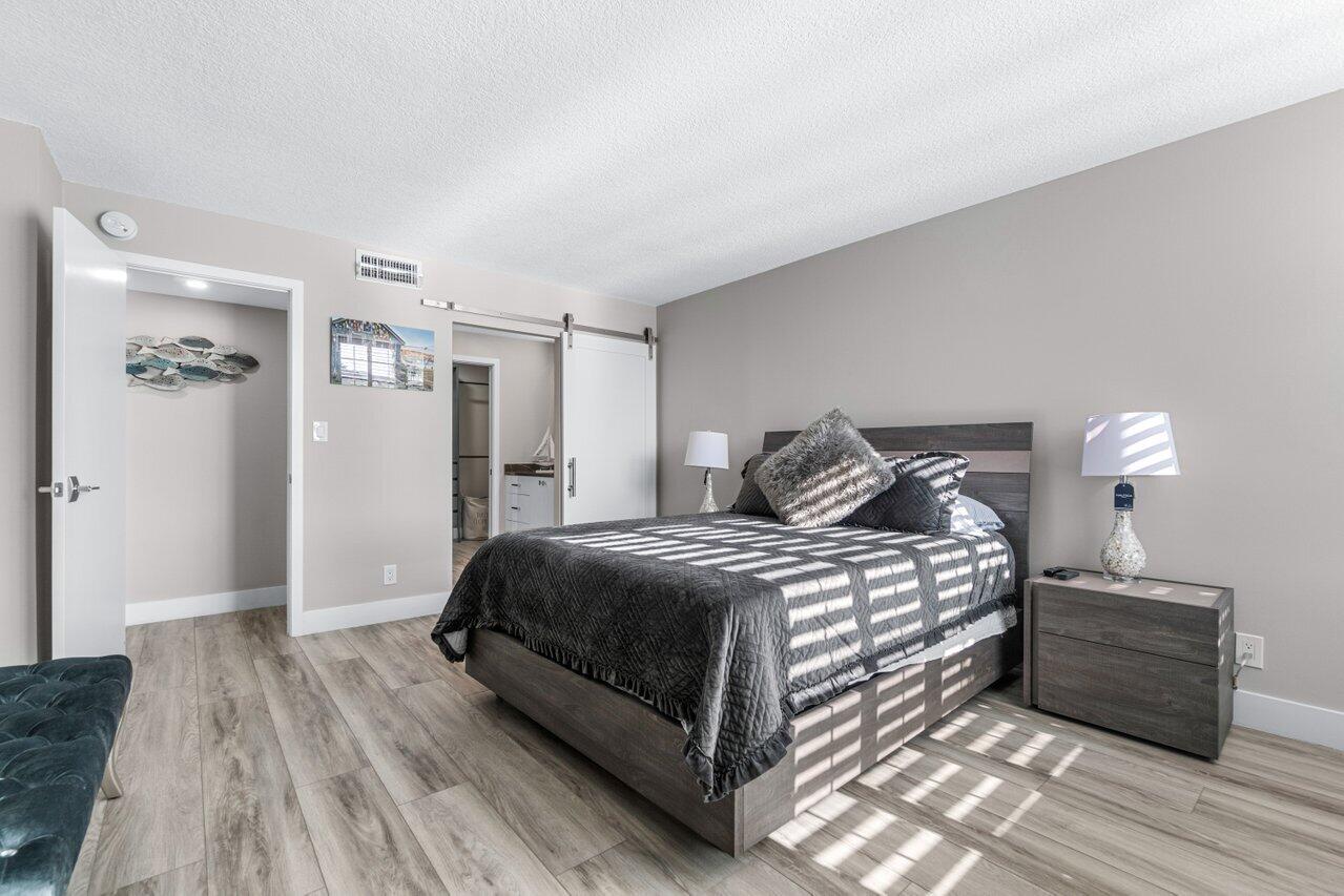 13 Royal Palm Way Unit 301, Boca Raton Unit: Unit 301