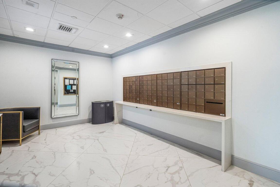 550 SE Mizner B506 Boulevard B506