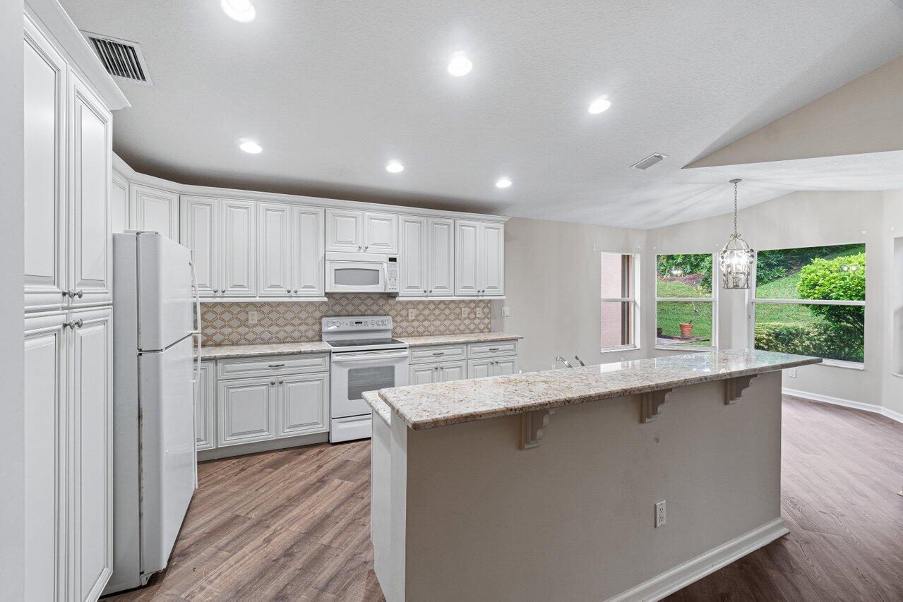 7916 Seagrape Shores Drive ()