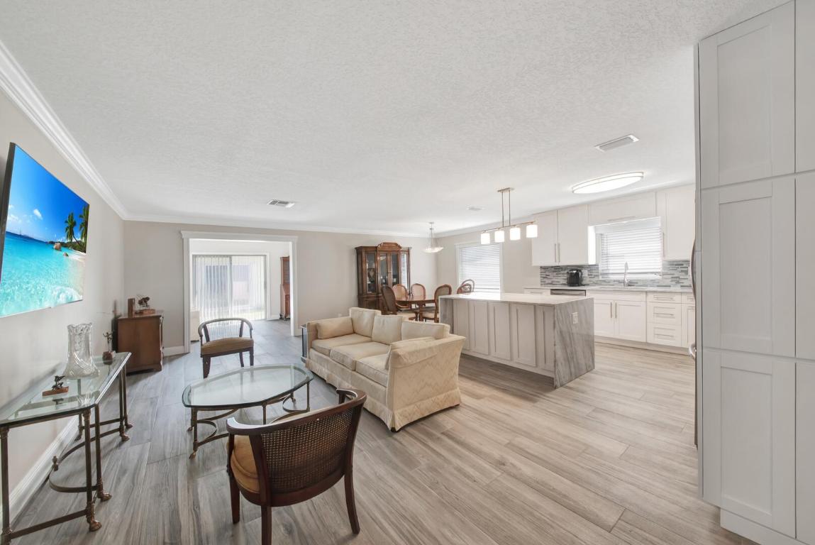 6064 Dusenburg Road, Delray Beach