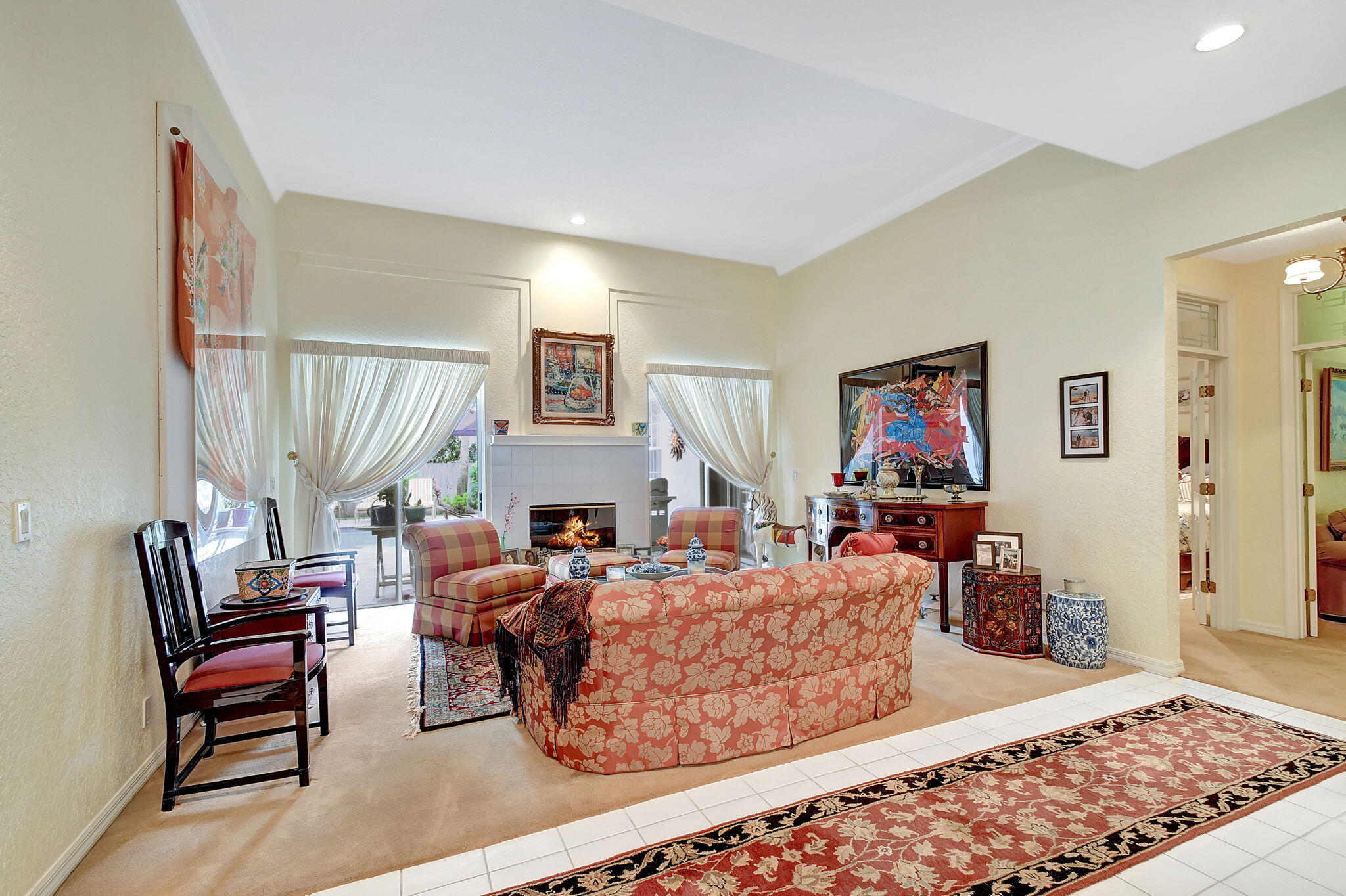 2773 Hampton Circle S