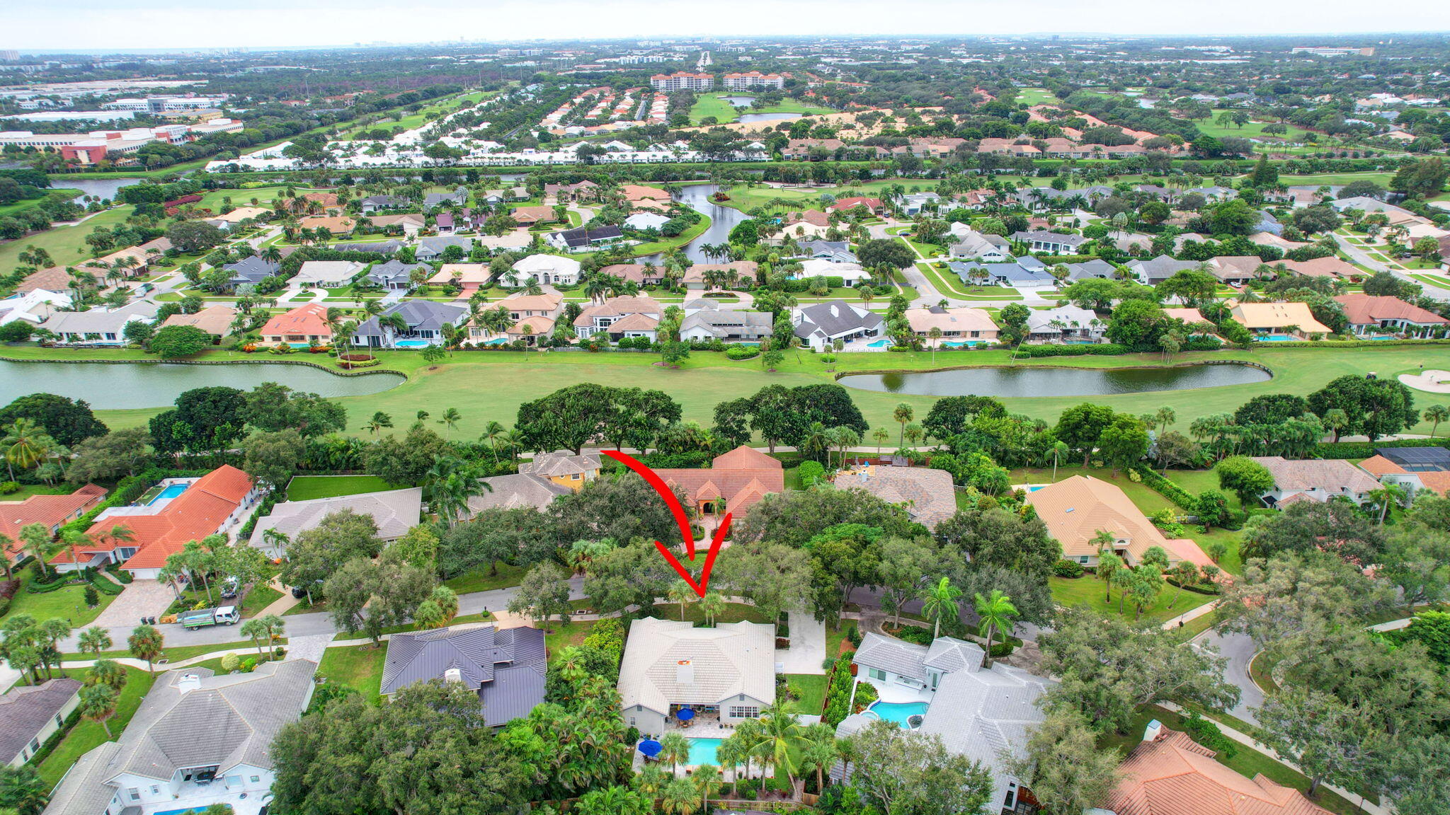 2773 Hampton Circle S