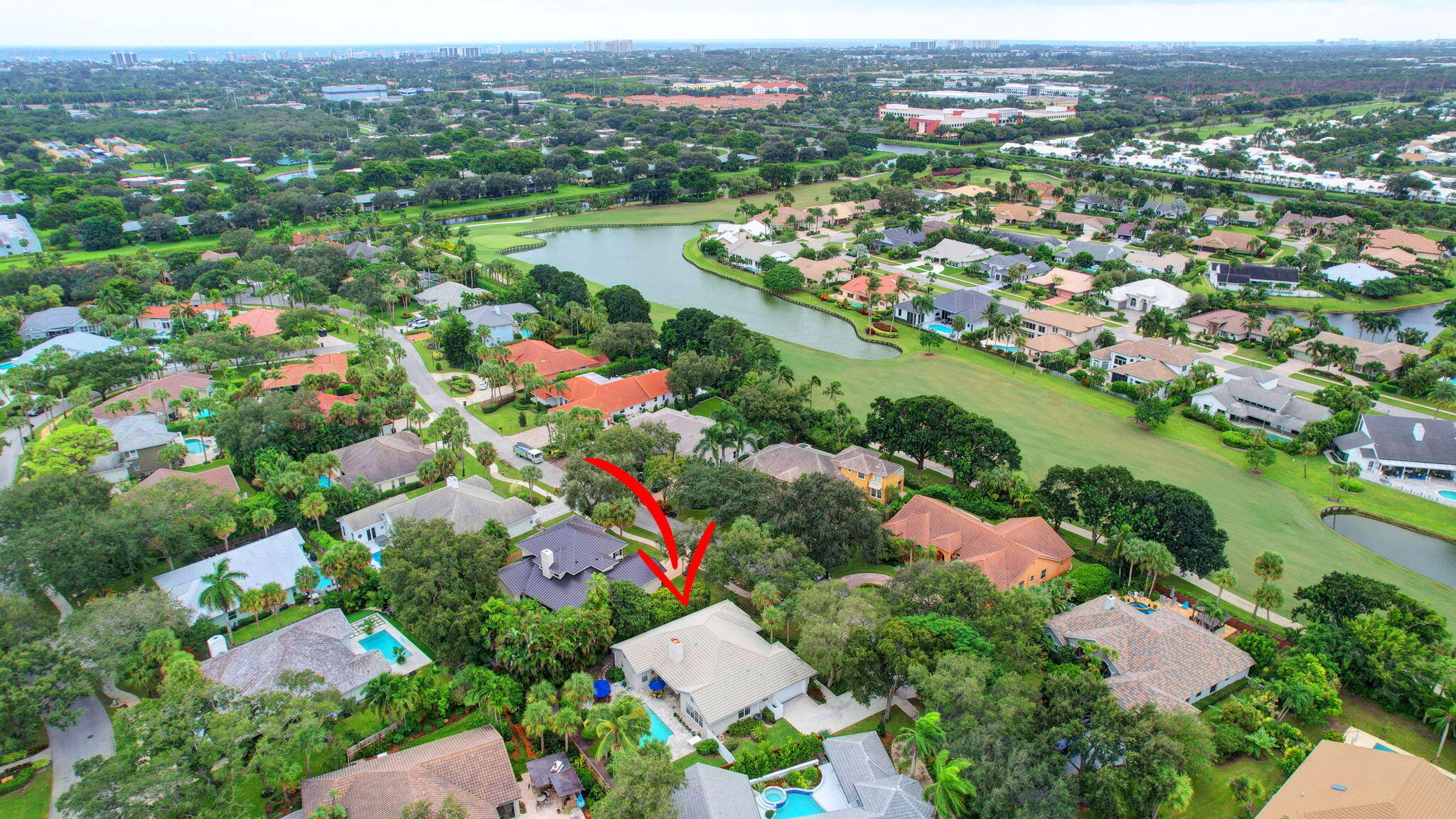 2773 Hampton Circle S