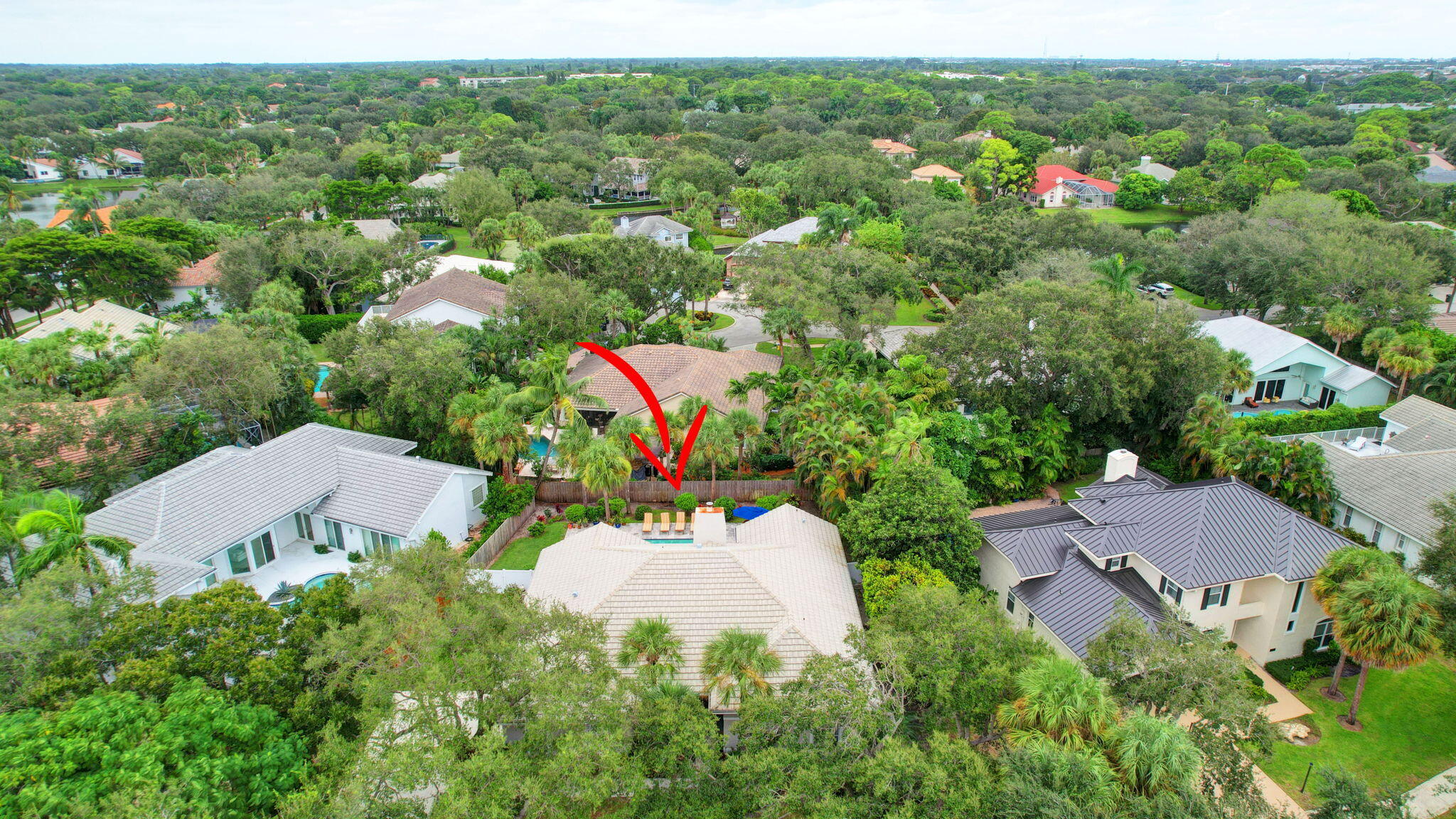 2773 Hampton Circle S