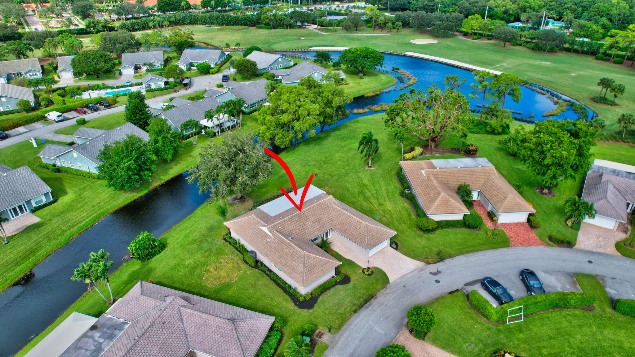 11601 N Lake Drive 10 Garden