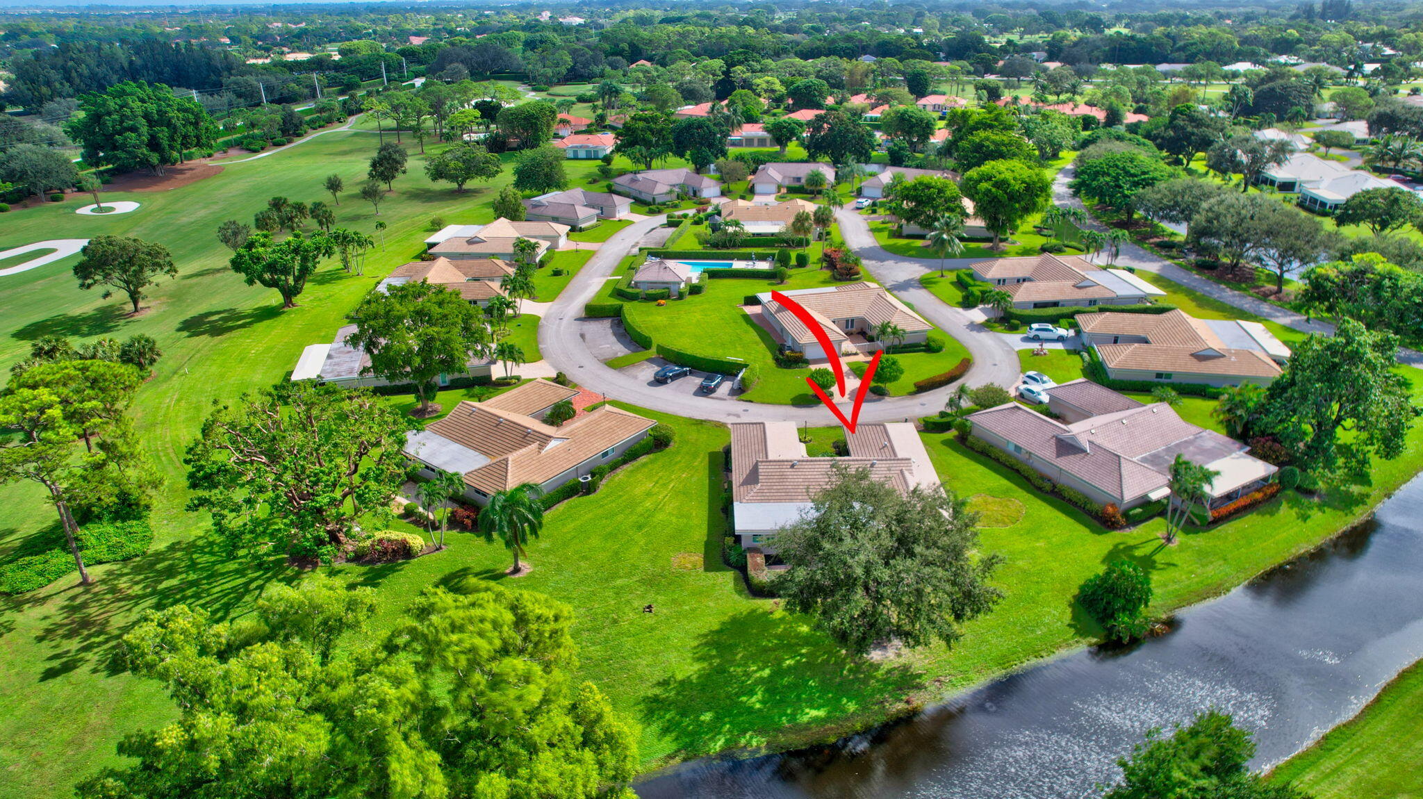 11601 N Lake Drive 10 Garden