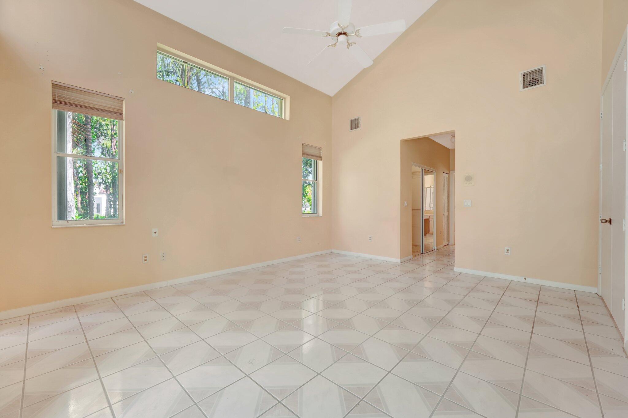 5377 NW 80th Terrace