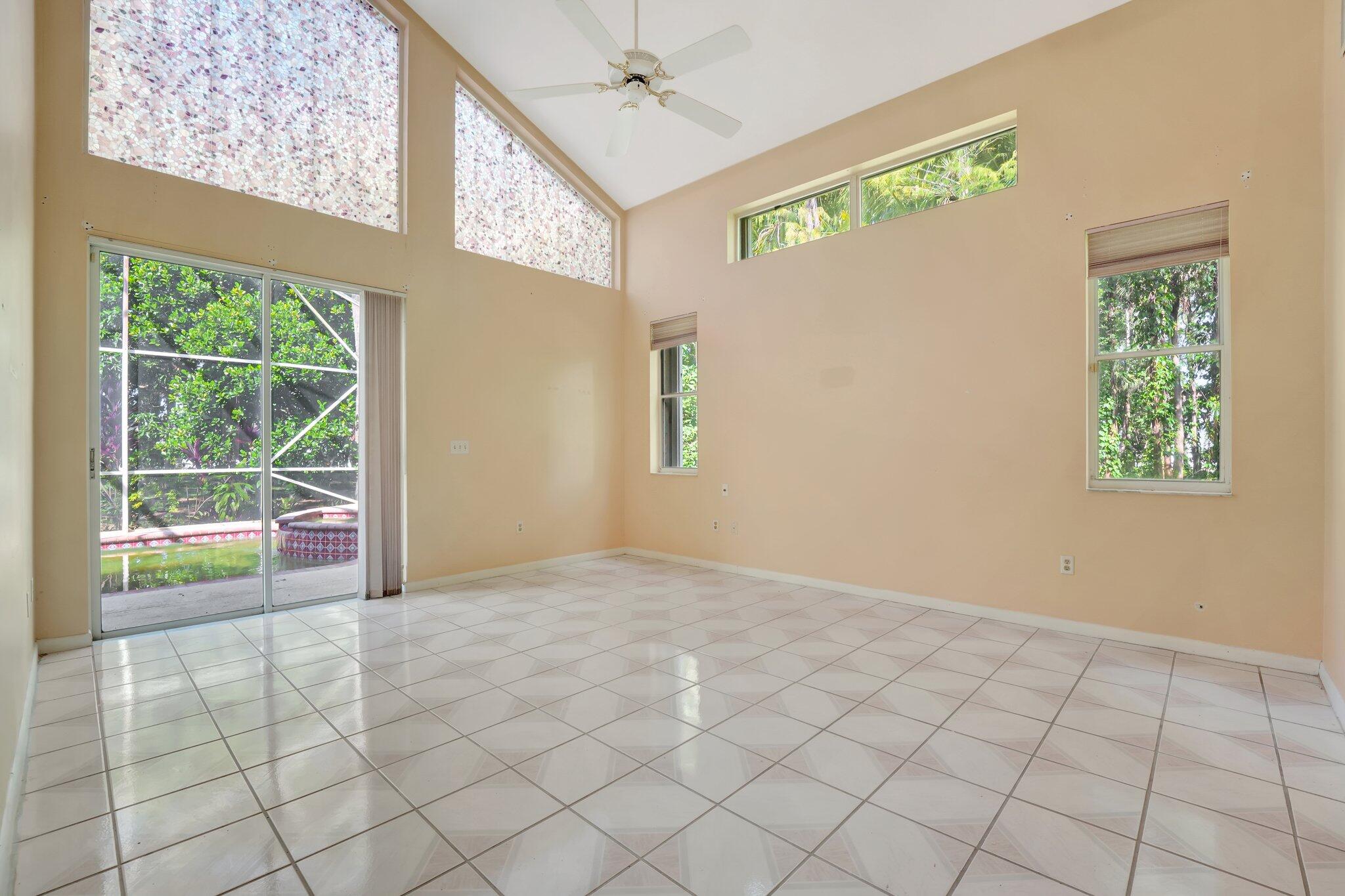 5377 NW 80th Terrace