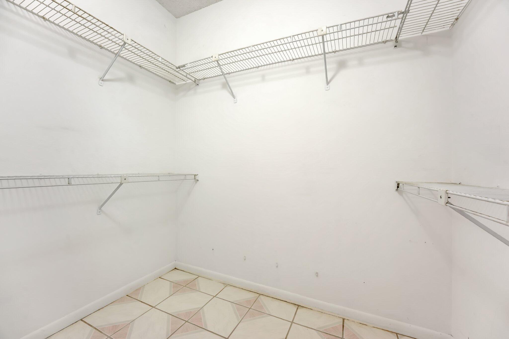 5377 NW 80th Terrace