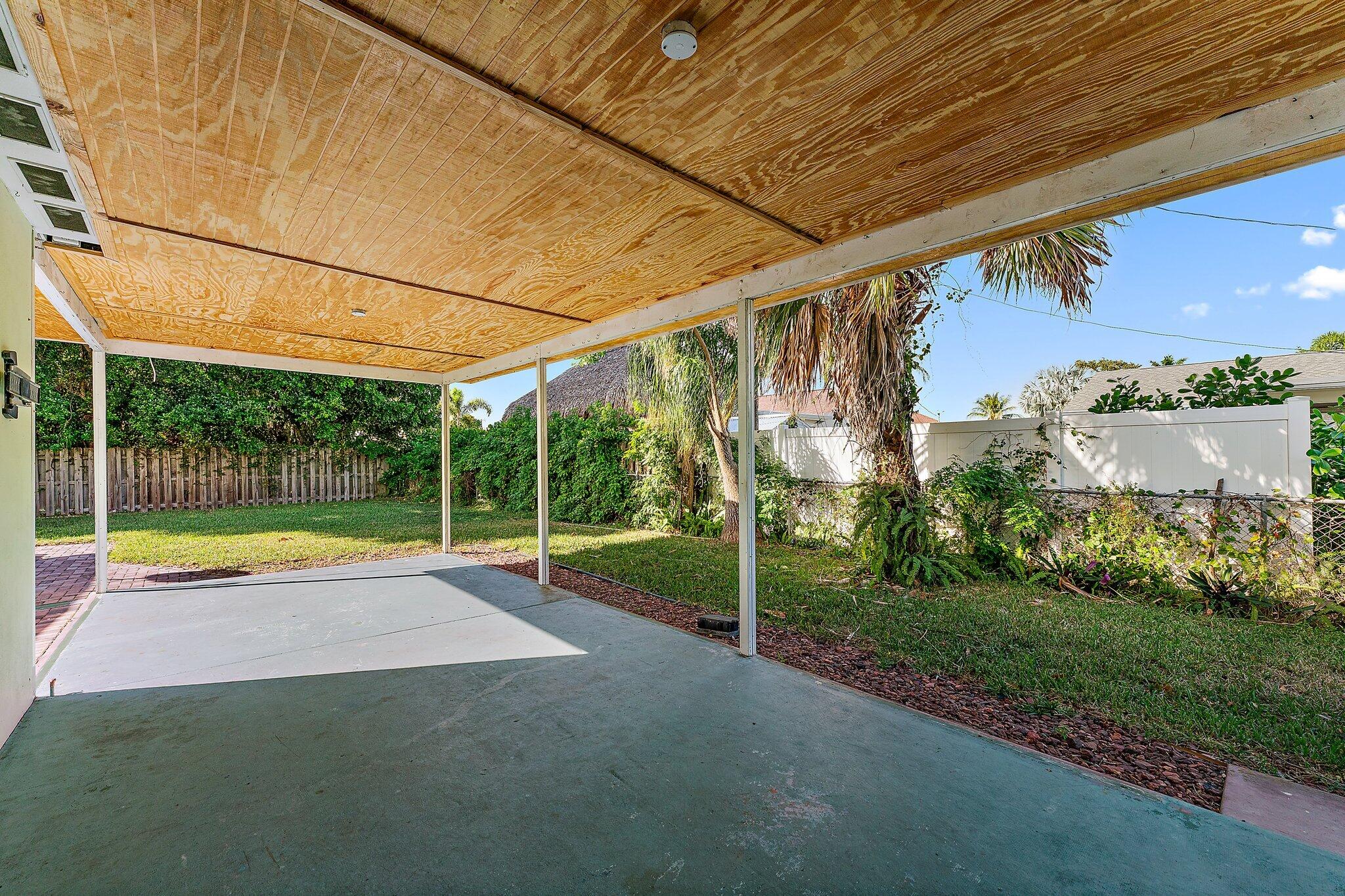 243 W Riverside Drive, Jupiter